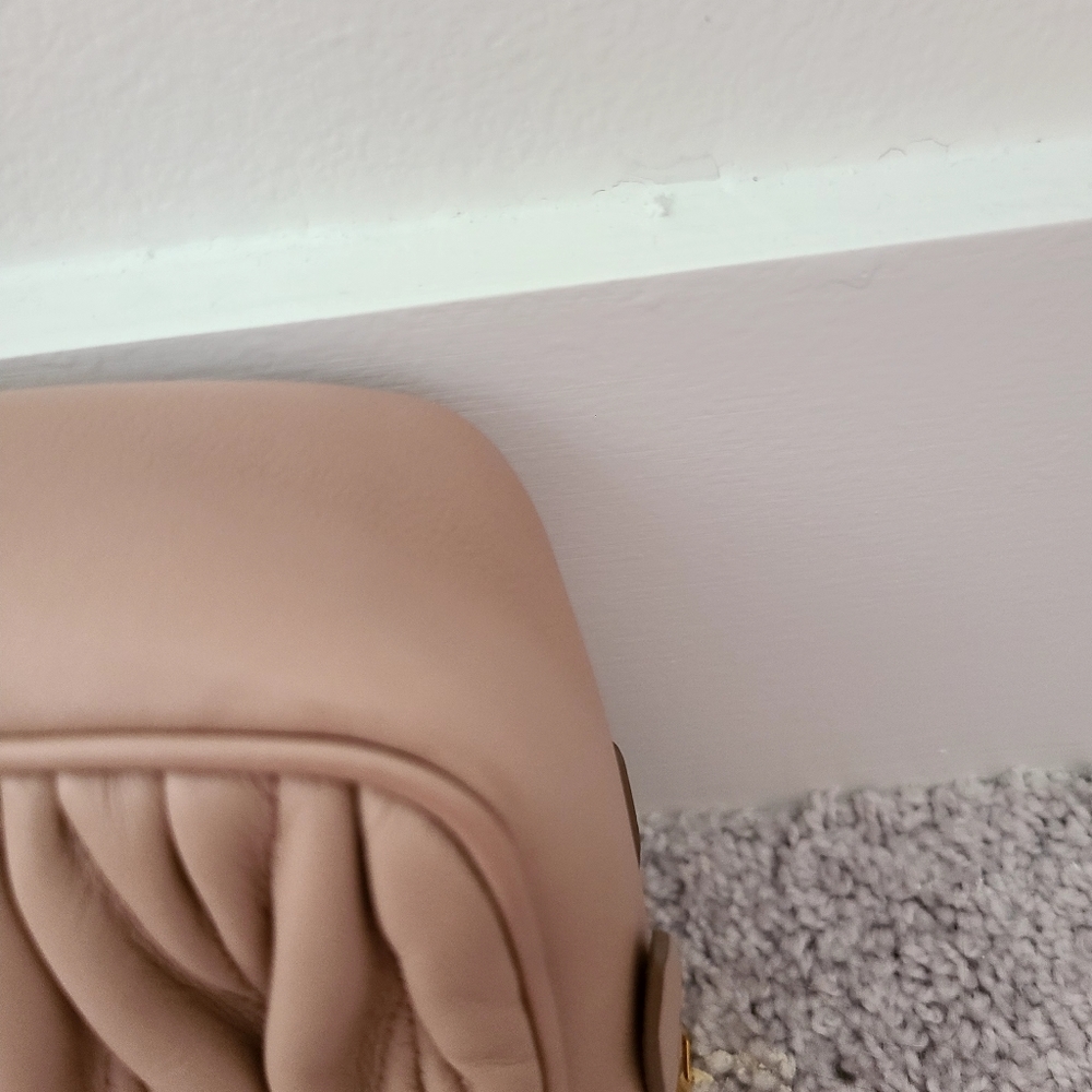 Miu Miu Matelassé crossbody bag - Picture 4 of 10